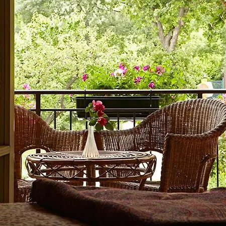 Apart-hotel La Carreccia 4*